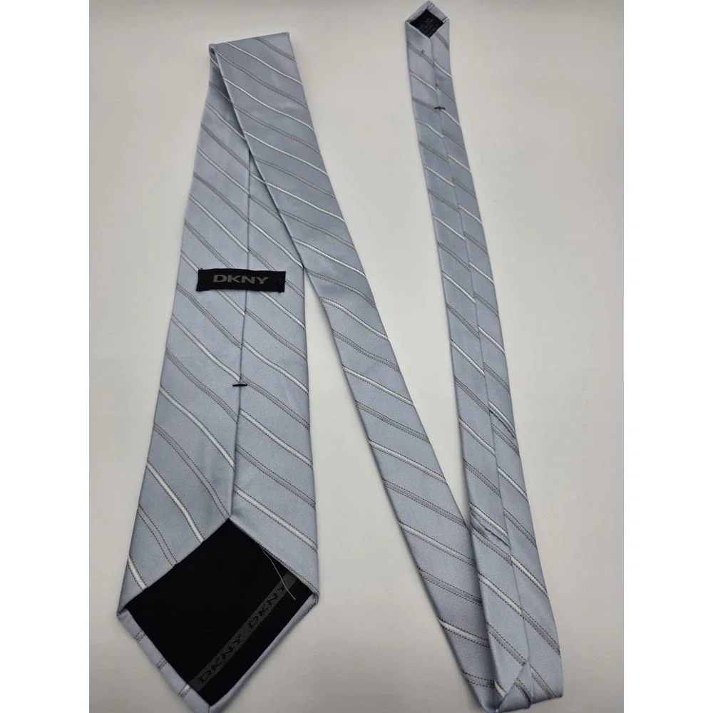 DKNY Men's 100% Silk Blue Silver Fashion Necktie Vintage Tie 57